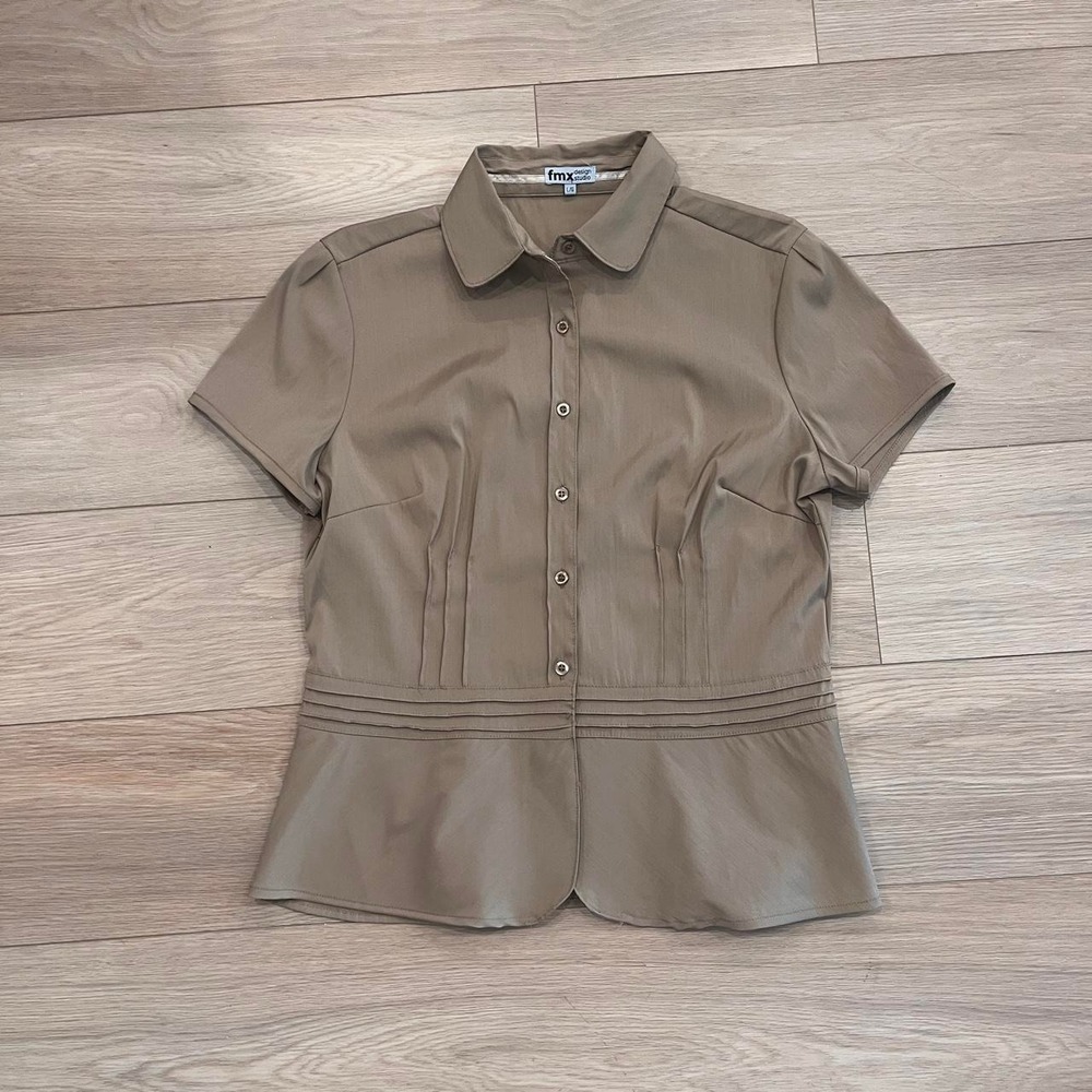 Y2K Taupe Button Up Blouse Women L Quiet Luxury Minimalist Y2K Office Siren